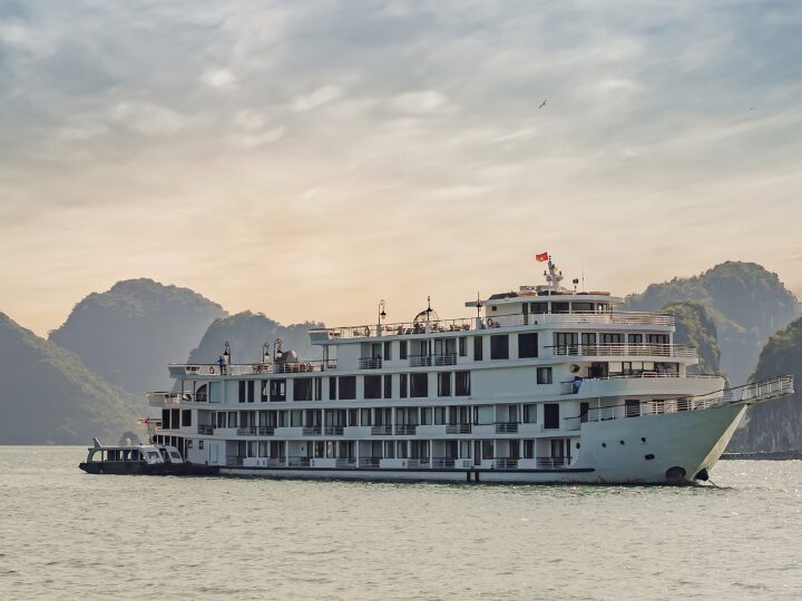 rejs po zatoce ha long