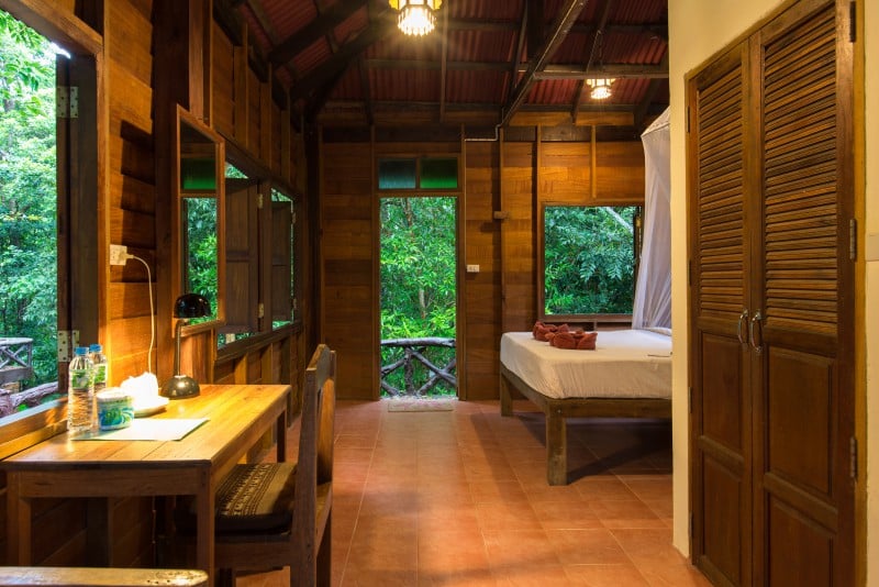 domek z widokiem na las Khao Sok