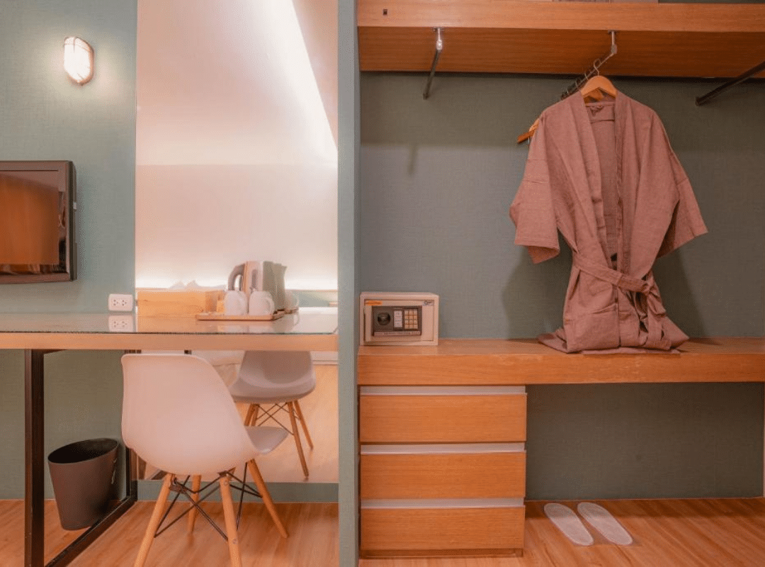 Bangkok standard 1 (8)